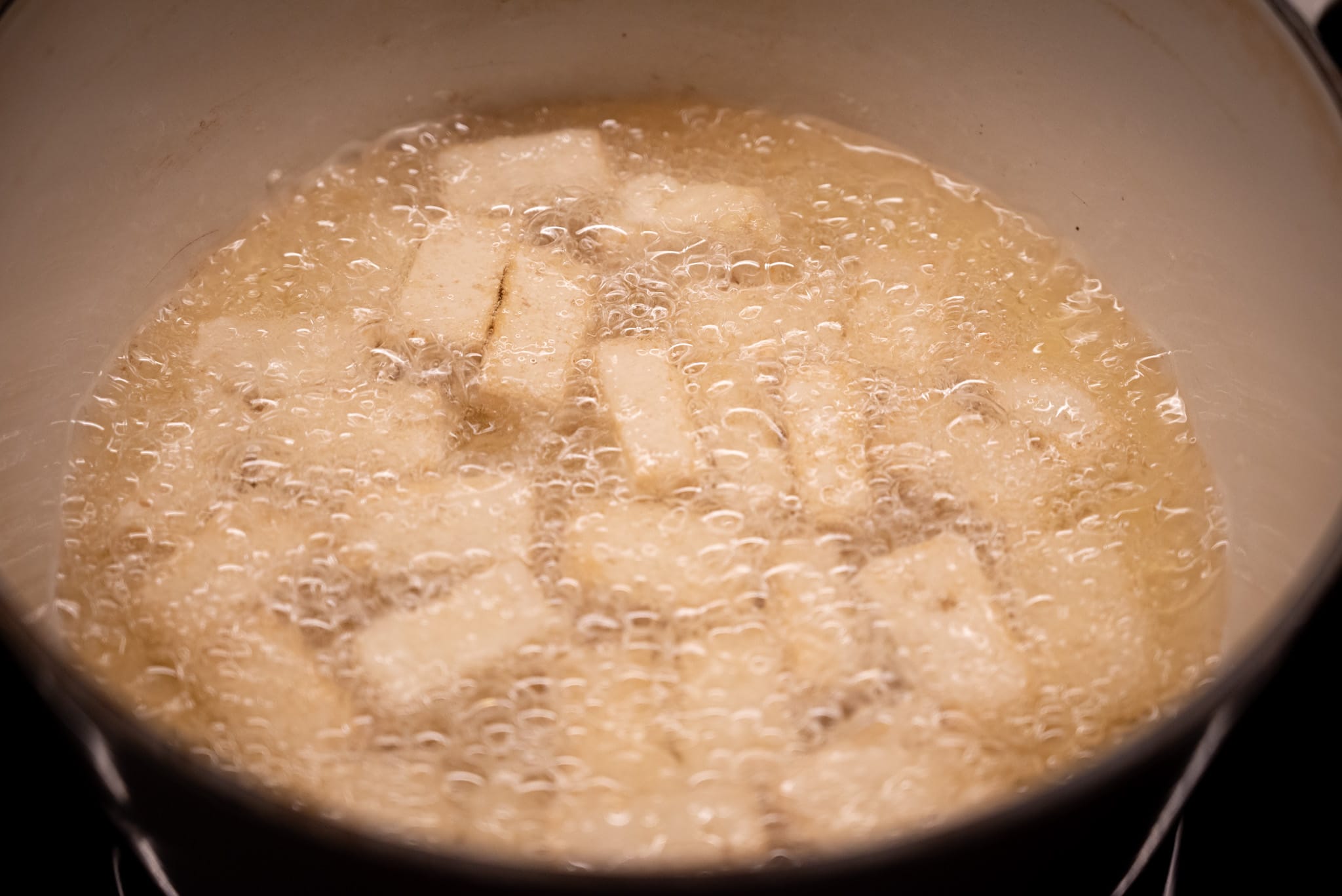 Frying tofu