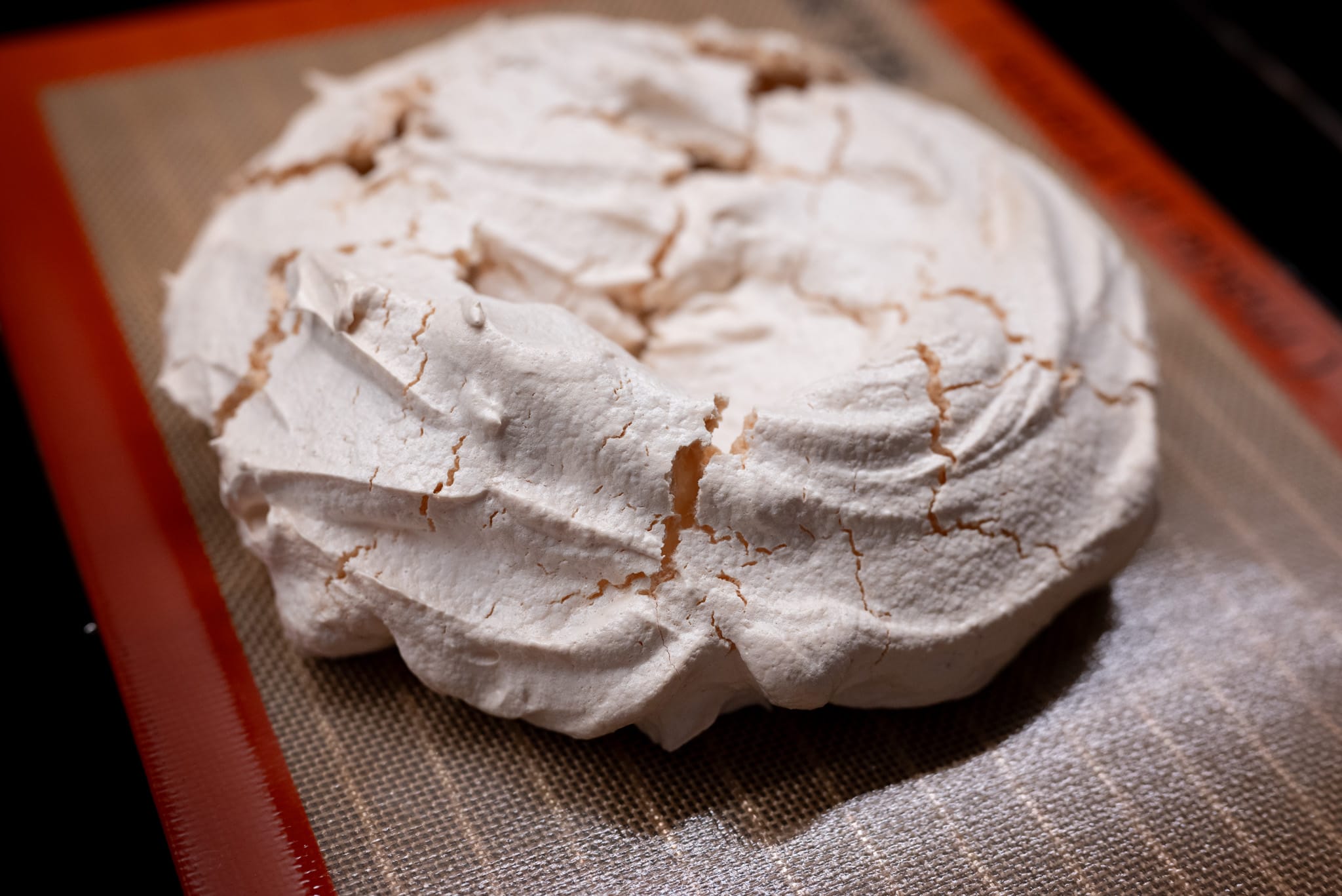 Meringue for a pavlova