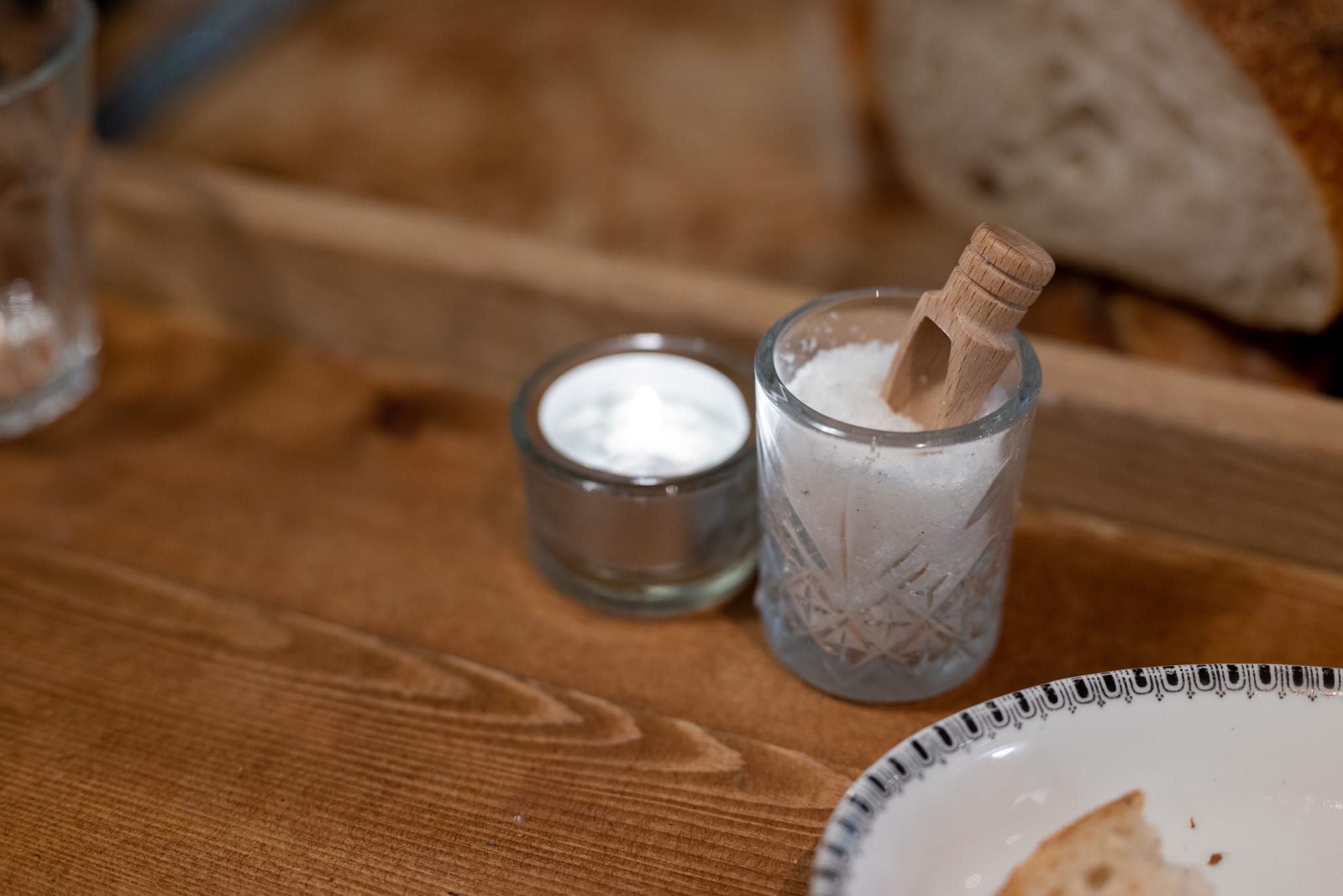 Salt cellar