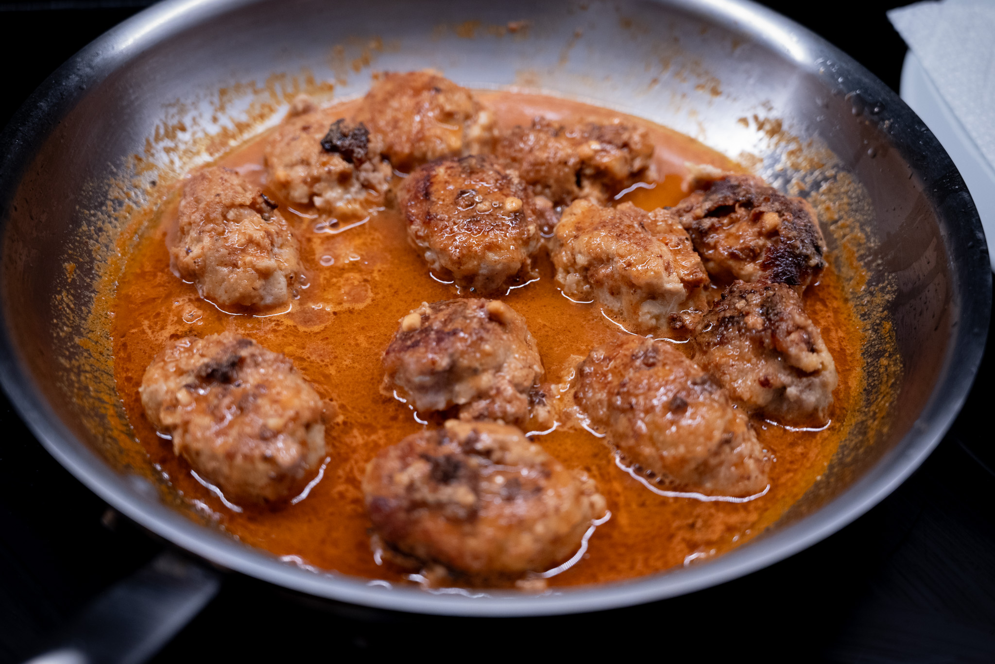Pork meatballs in peanut gravy