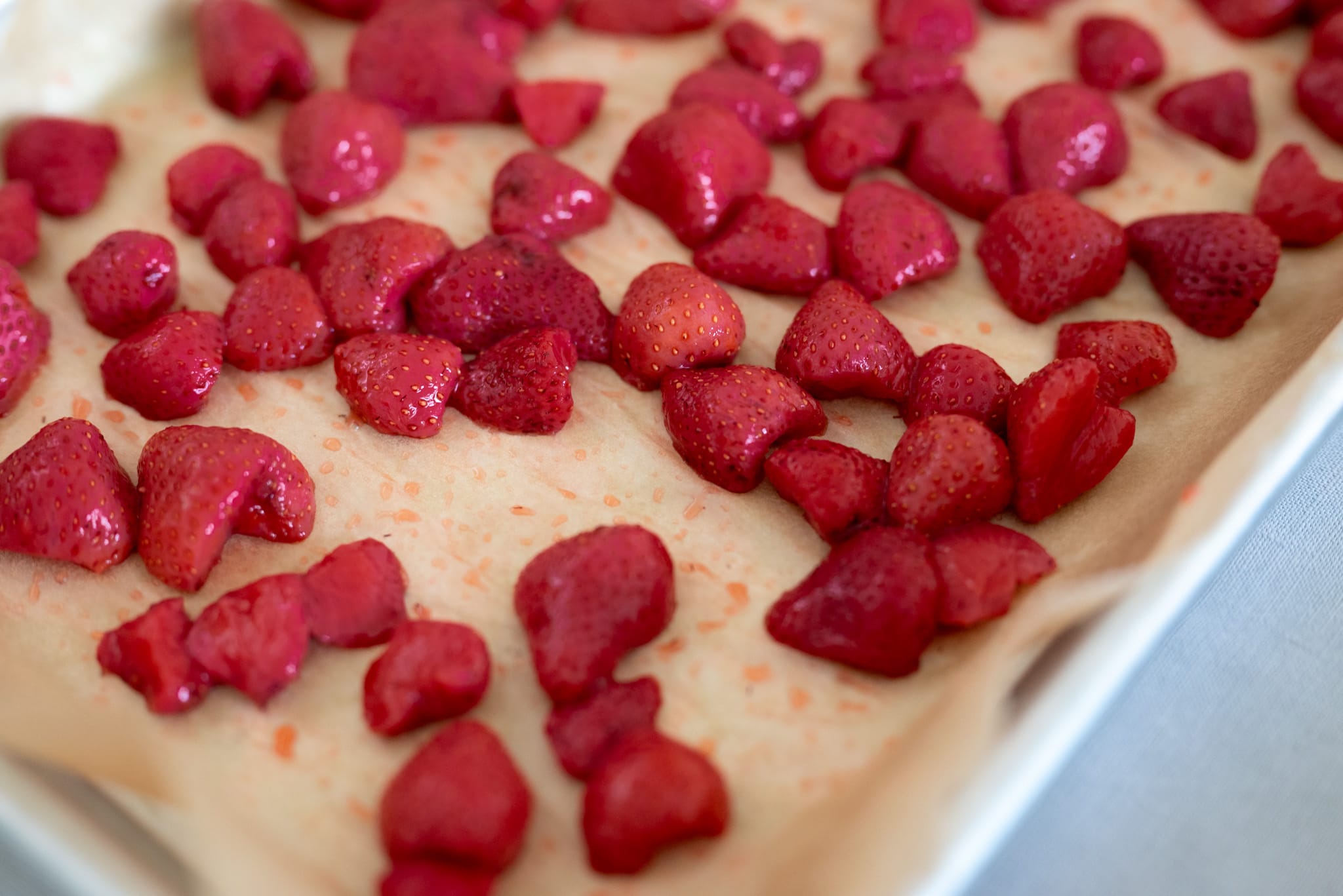 Lacto-fermented strawberries
